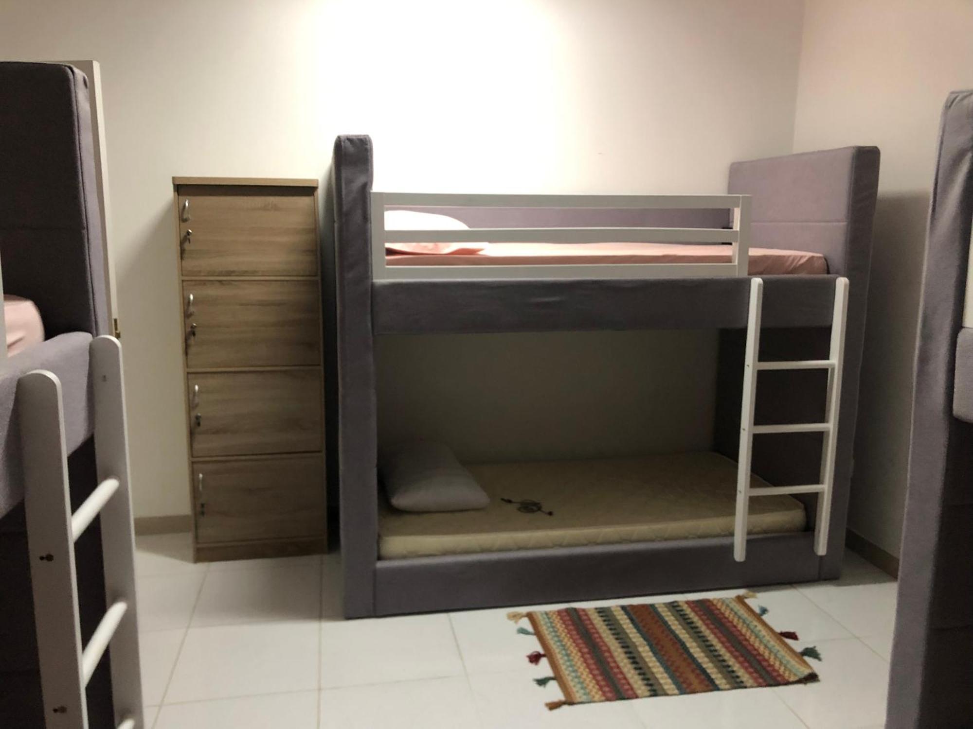 Legacy Hostel マスカット エクステリア 写真