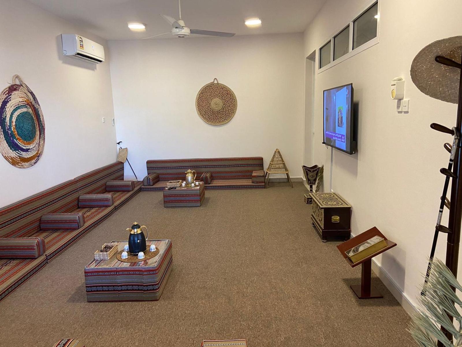 Legacy Hostel マスカット エクステリア 写真